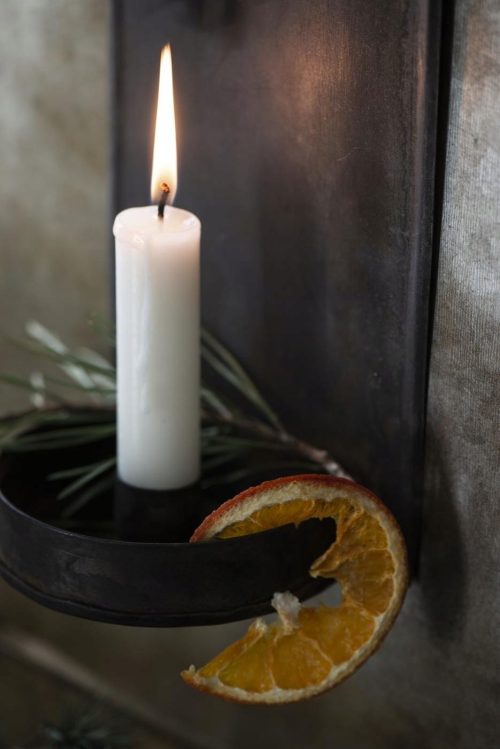 Czarny świecznik ścienny Ib Laursen