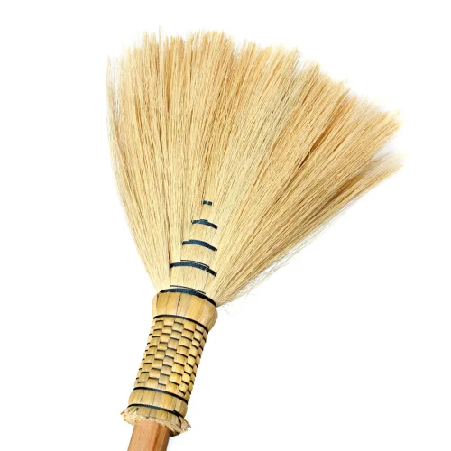 JAAT011N The Big Broom - Natural