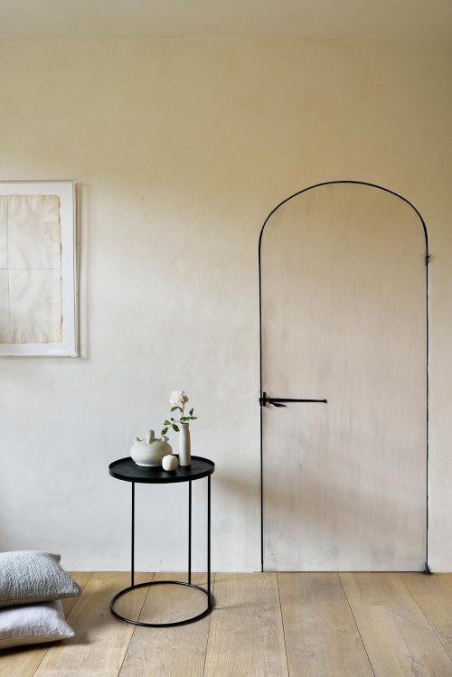 20704_Round_tray_side_table_WEB.jpg Stolik kawowy z okrągłym blatem Round Tray Ethnicraft 20704