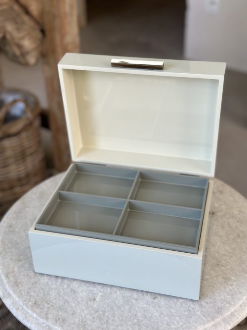 Lakierowane pudełko Baby blue- XL OiSoiOi