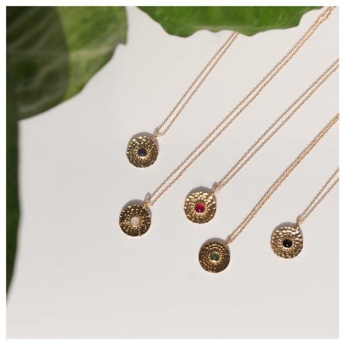 C3832F95-2DAB-4F54-BFE3-C9464D20F2EA Pozłacany naszyjnik z czarnym onyksem Lamenta