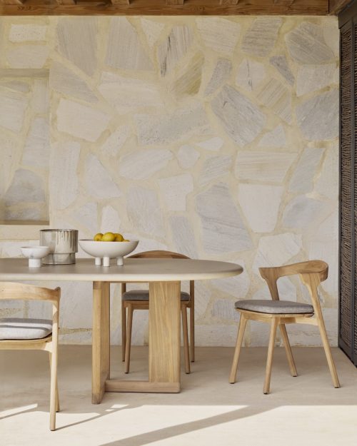 11251_Trestle_Outdoor_dining_table_concrete_top_reclaimed_teak_10352_Bok_outdoor_dining_chair_mocha_web Stół Zewnętrzny Testle Ethnicraft