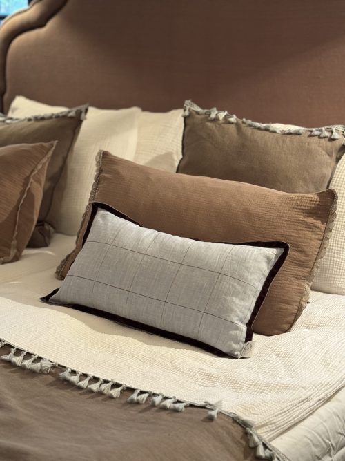 Poszewka Taupe Lace Hamptons by Hania