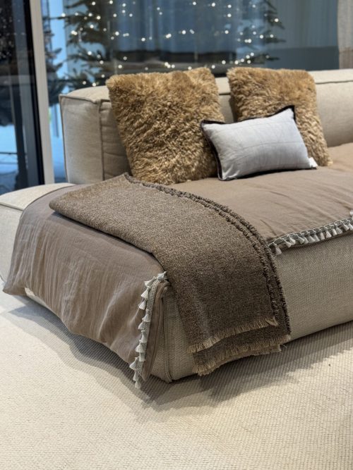 IMG_0413 Pled Chocolate Wool Hamptons by Hania