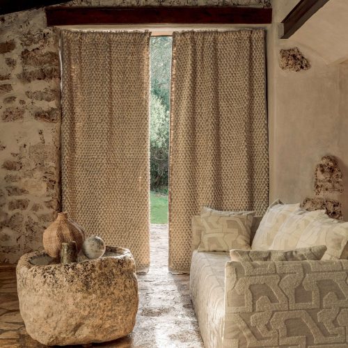 Finca - Le vent sur les champs de blé